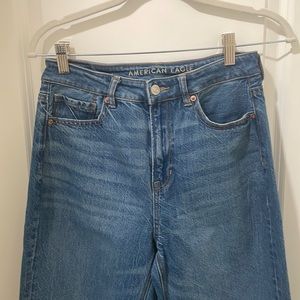 American Eagle NWOT High rise jeans loose/baggy fit